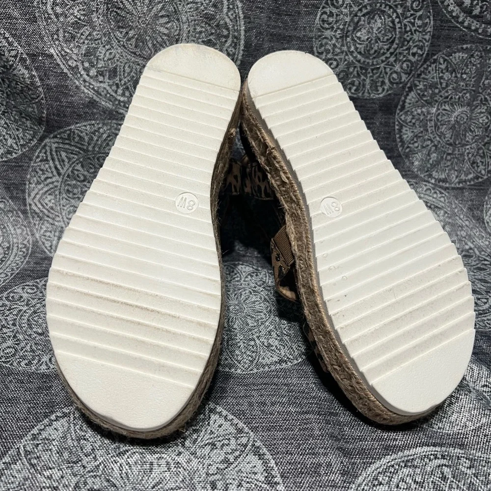 Universal Thread Tan Leopard Espadrille Sandals